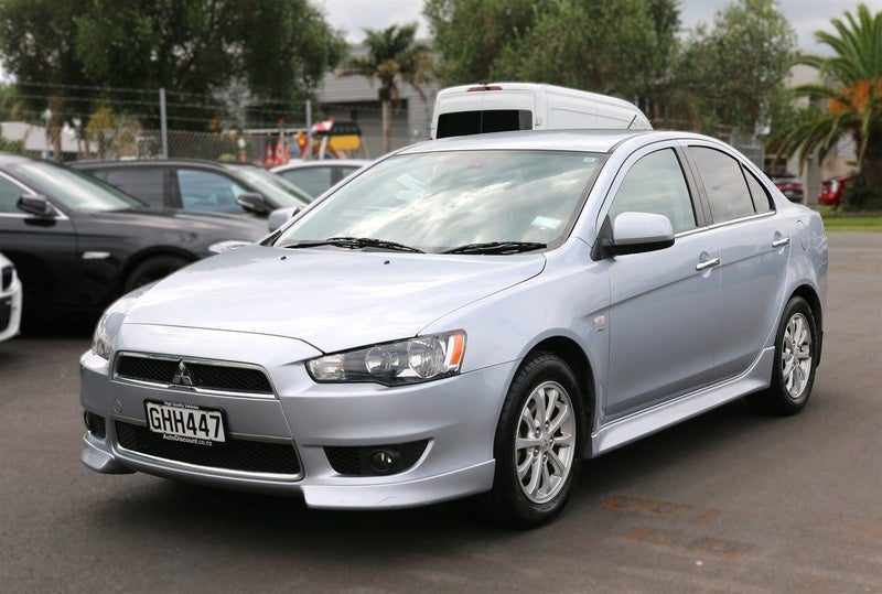 2012 Mitsubishi Lancer SEI, photo 2