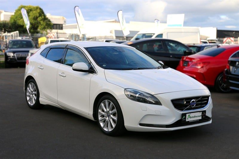 2014 Volvo V40 T4