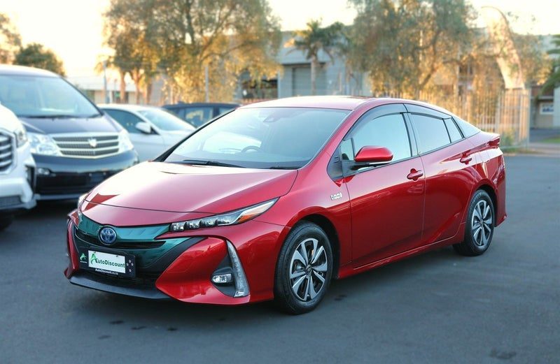 2017 Toyota Prius S, photo 2