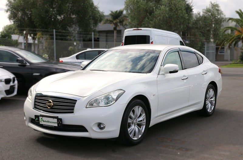2012 Nissan Fuga 250 GT, photo 2