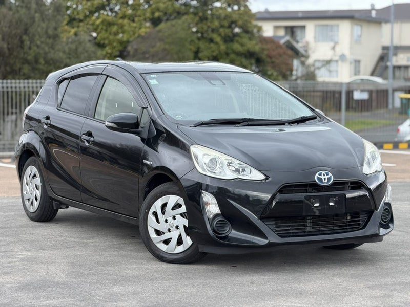 2015 Toyota Aqua Hybrid