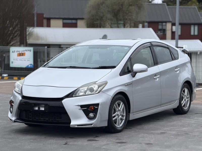 2012 Toyota Prius, photo 3