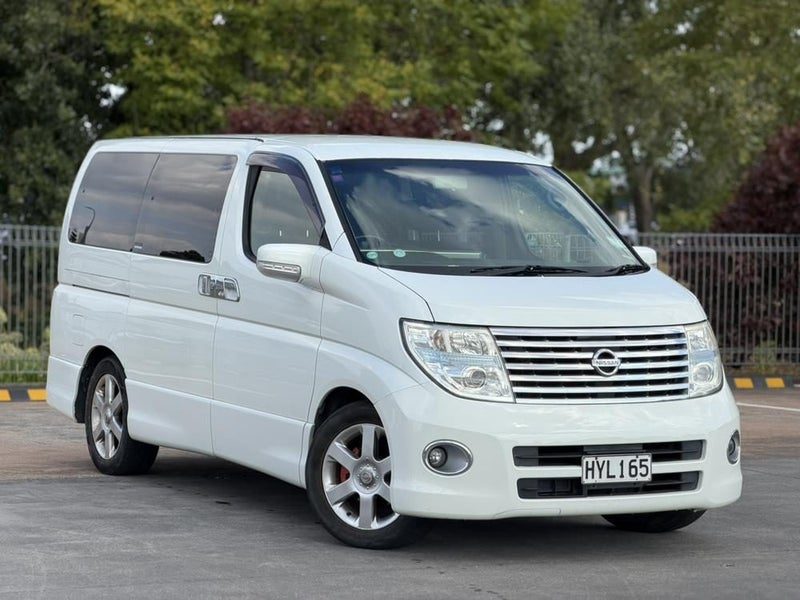2004 Nissan Elgrand Highway Star