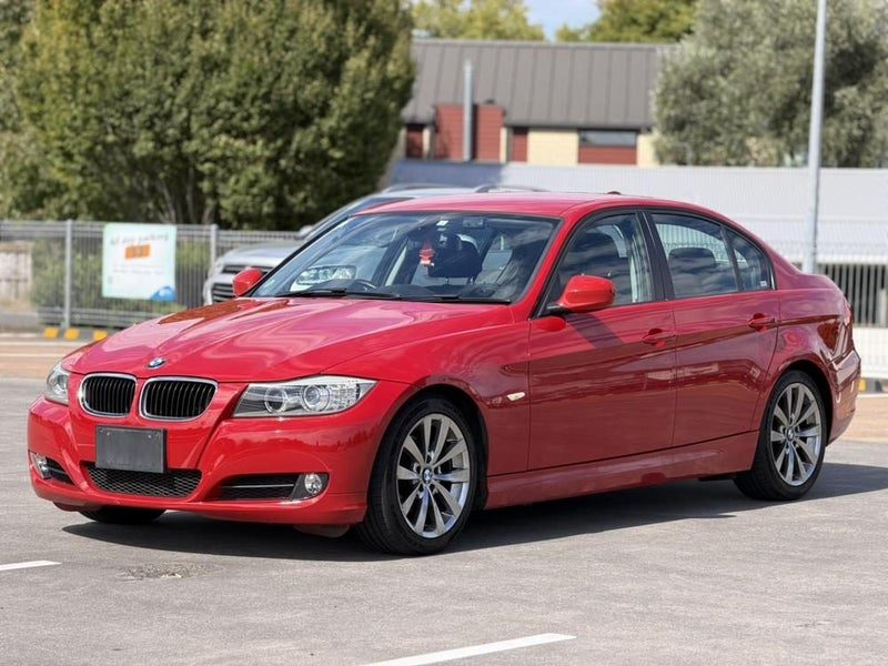 2012 BMW 320i, photo 3