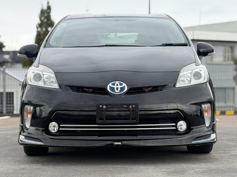 2015 Toyota Prius S, photo 2