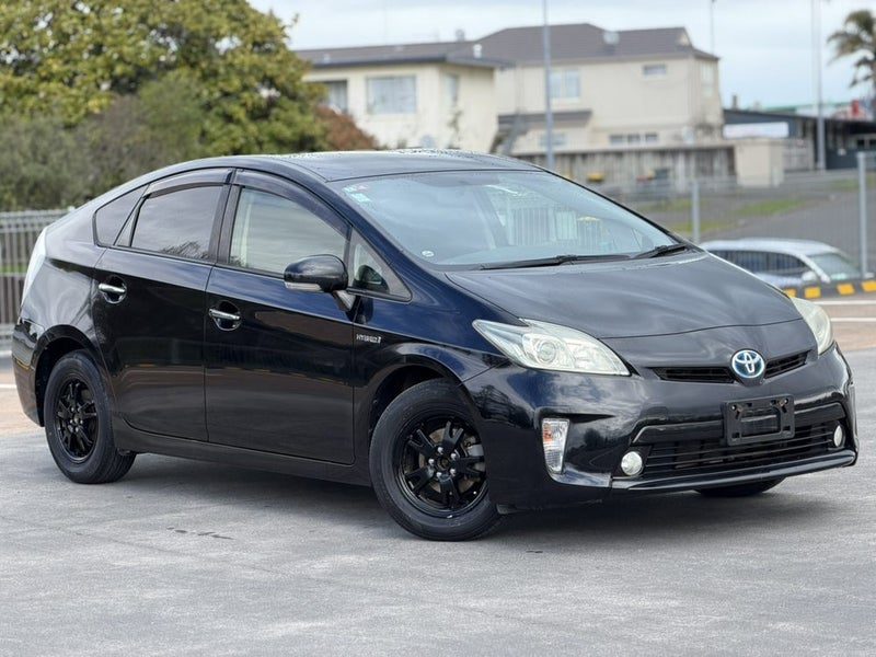 2014 Toyota Prius, main photo