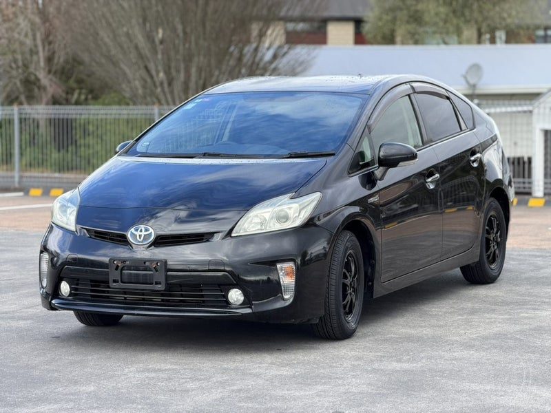 2014 Toyota Prius, photo 3