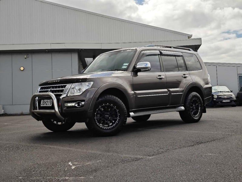 2015 Mitsubishi Pajero NZ NEW EXCEED 3.2D/4WD, photo 2