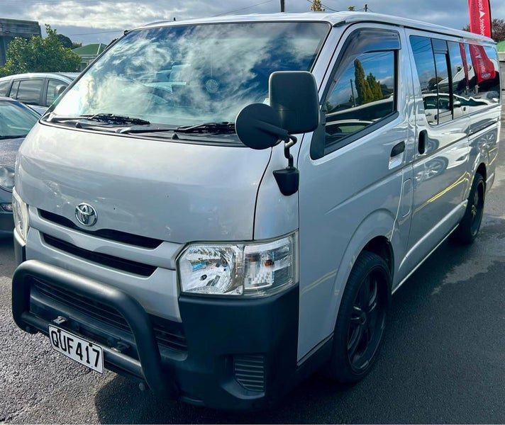 2014 Toyota Hiace, main photo