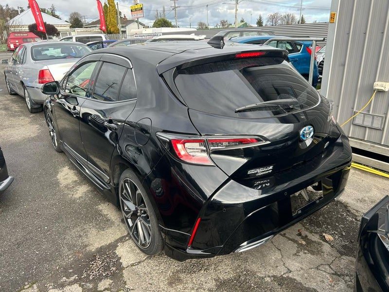 2018 Toyota Corolla Hybrid SPORTS, photo 3