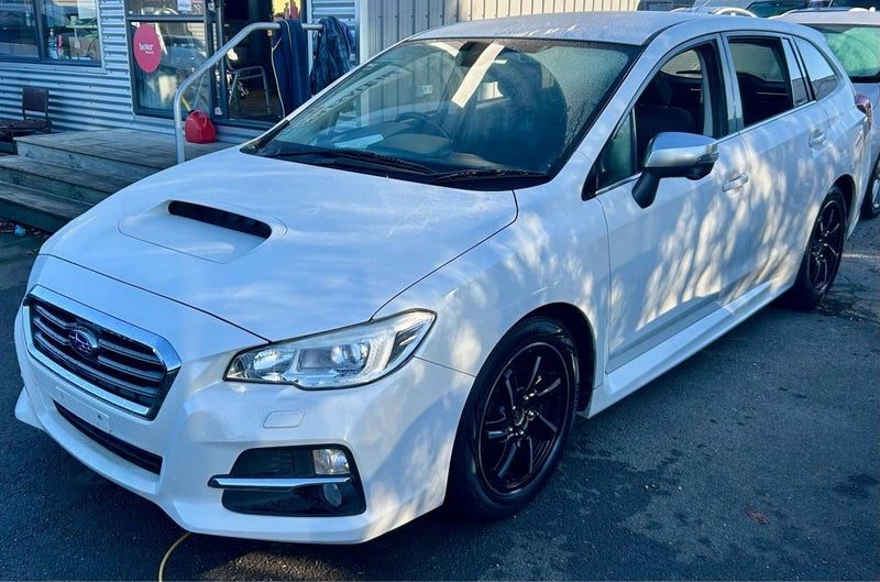 2015 Subaru Levorg Symmetrical AWD, photo 2
