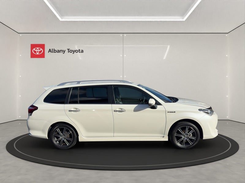 2017 Toyota Corolla Fielder 1.5 Hybrid G WxB 5..., photo 2