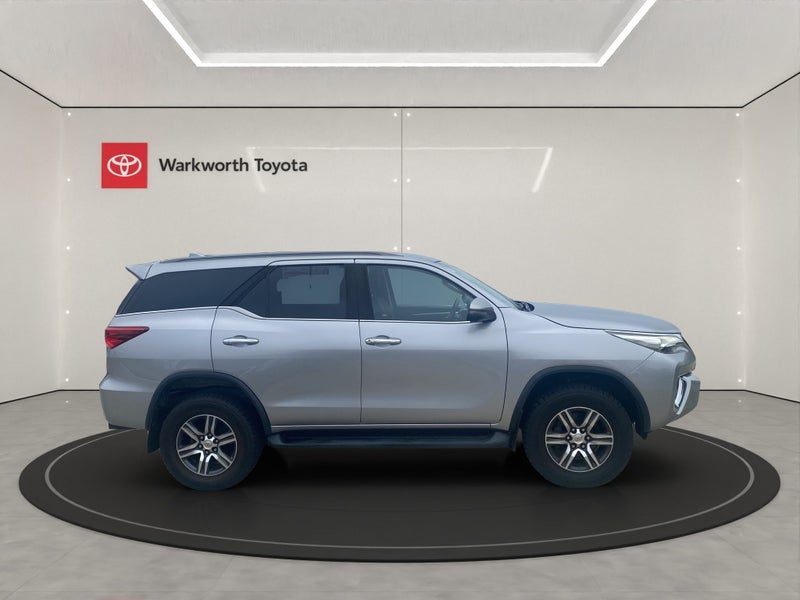2019 Toyota Fortuner GXL 2.8DT 6AT 4WD WG/5D/7S..., photo 2