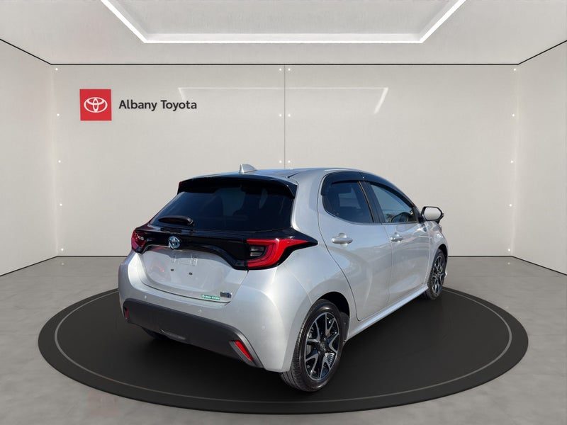 2020 Toyota Yaris 1.5 Hybrid Z 5 Dr Hatch CVT 2WD, photo 3