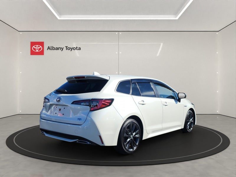 2021 Toyota Corolla 1.8 Hybrid WxB 5 Dr Wagon C..., photo 3