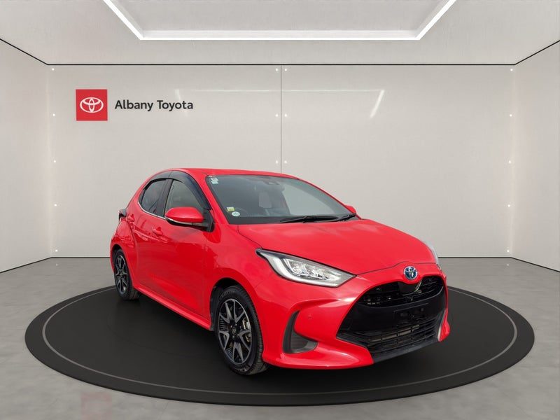 2022 Toyota Yaris 1.5 Hybrid Z 5 Dr Hatch CVT 2WD, main photo