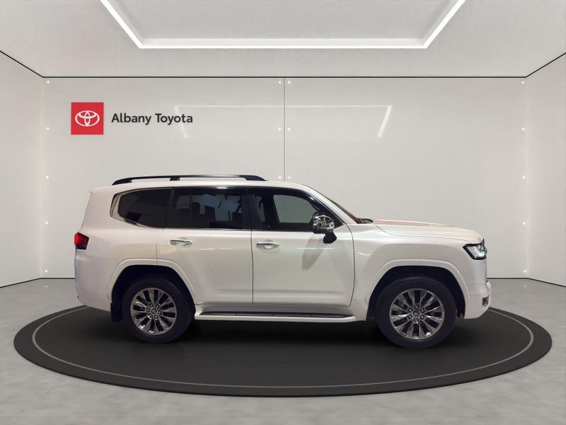 2023 Toyota Land Cruiser 300 3.3D ZX 4WD 5 Dr S..., photo 2
