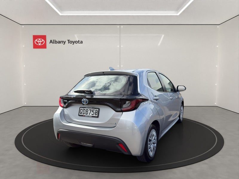 2023 Toyota Yaris GX 1.5P HV ECVT FWD HB/5D/5S..., photo 3