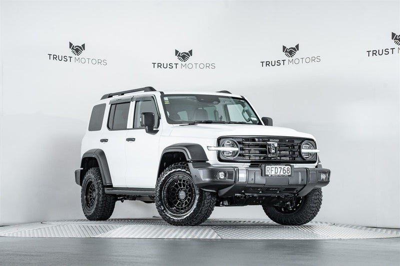 2024 GWM Tank 300 Ultra Hybrid 2.0L Turbo 4WD, main photo