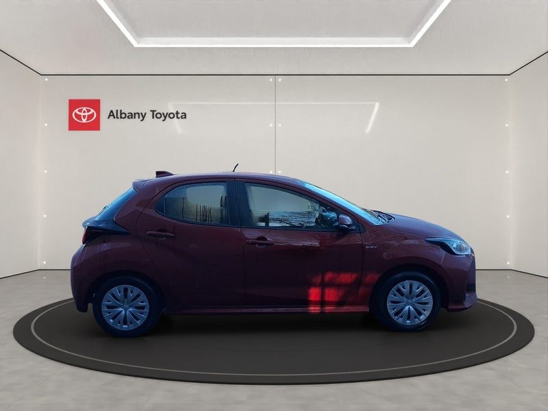 2024 Toyota Yaris GX 1.5P HV ECVT FWD HB/5D/5S..., photo 2