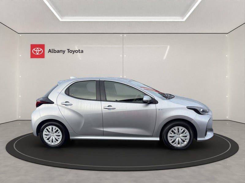 2024 Toyota Yaris GX 1.5P HV ECVT FWD HB/5D/5S..., photo 2