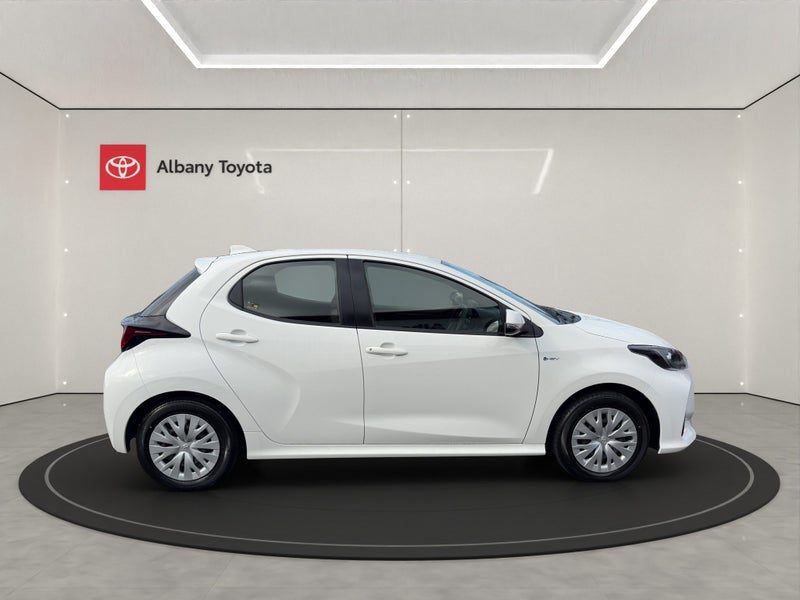 2024 Toyota Yaris GX 1.5P HV ECVT FWD HB/5D/5S..., photo 2