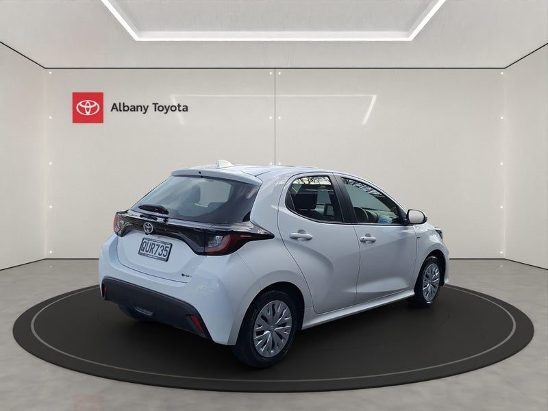2024 Toyota Yaris GX 1.5P HV ECVT FWD HB/5D/5S..., photo 3