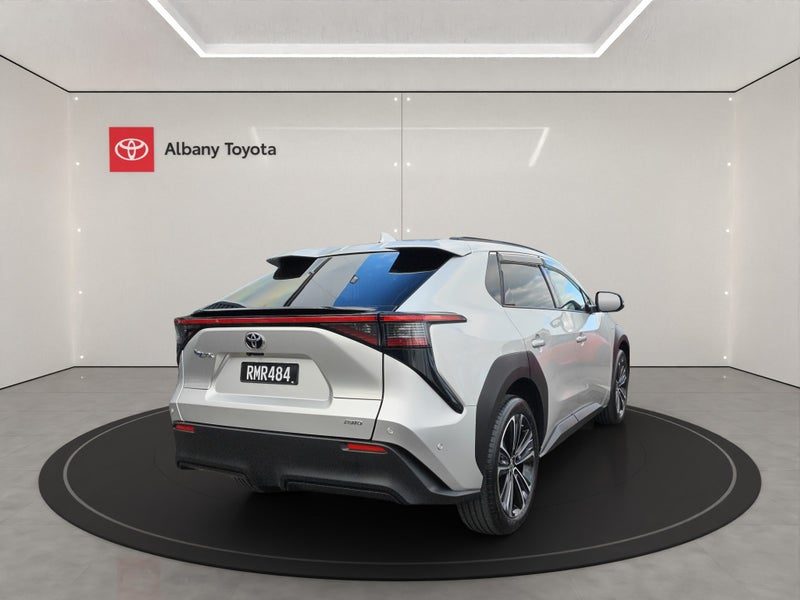 2025 Toyota bZ4X Motion BEV AWD SUV/5D/5S (YEAM..., photo 3