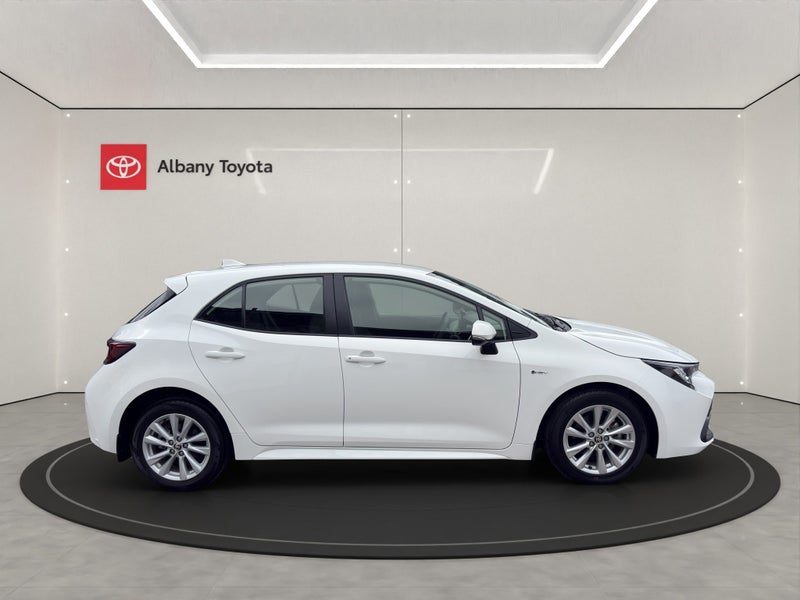 2025 Toyota Corolla GX 1.8P HEV CVT FWD HB/5D/5..., photo 2