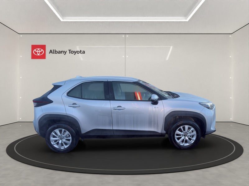 2025 Toyota Yaris Cross Cross GX 1.5P HEV ECVT..., photo 2