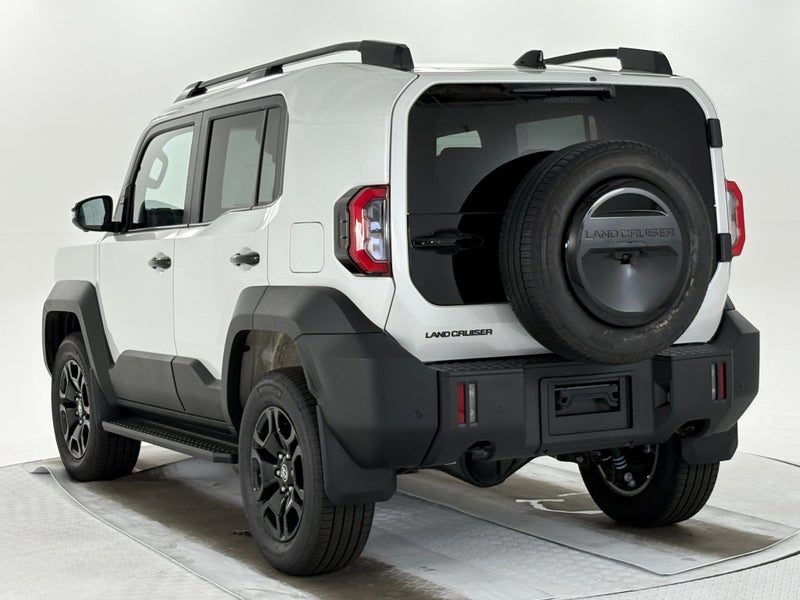 2026 Toyota FJ Cruiser 2.7 Petrol, photo 2