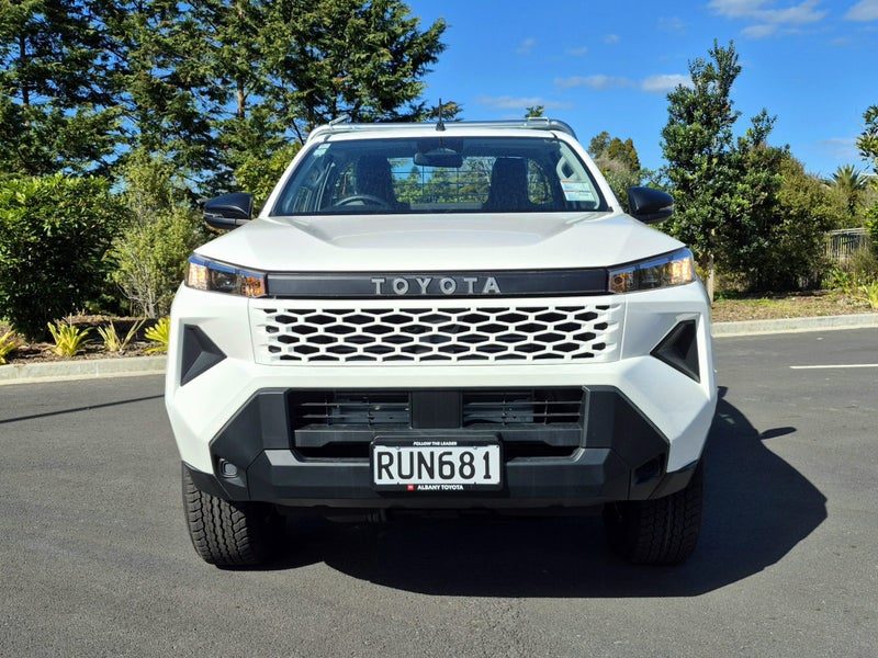 2026 Toyota Hilux SR 2.8DT 6AT 4WD SCC/2D/2S, photo 2